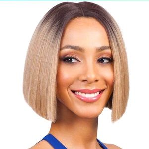 Bobbi Boss NWT Xenon Lace Front Wig